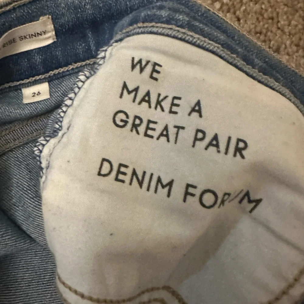 Aritzia Denim Forum The Lola‎ High Rise Skinny